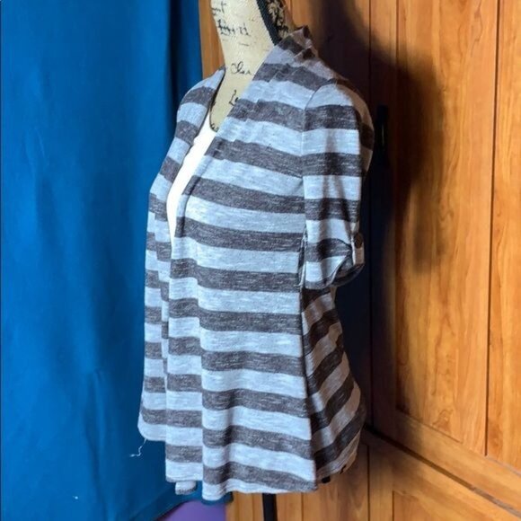 BCX Layered Top  XS USA White Build in Shirt with Gray 2 Tone Cover Shirt - Picture 6 of 9